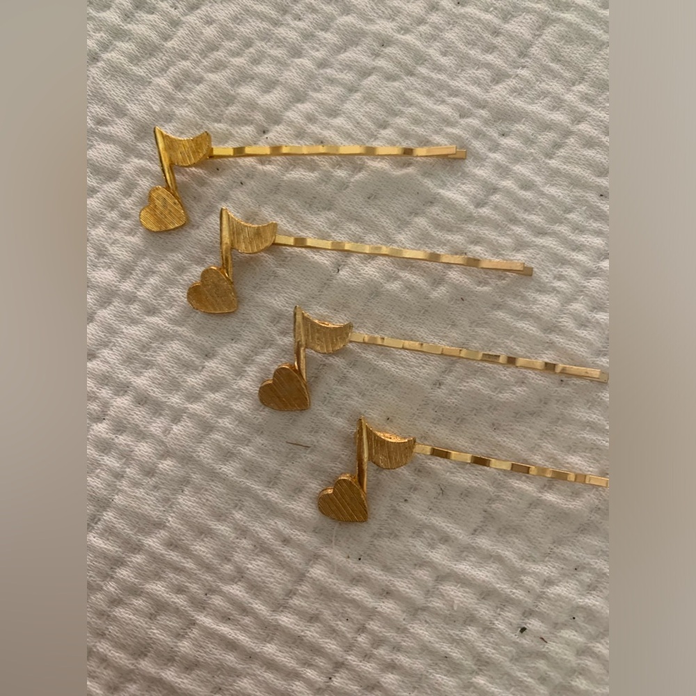 Rare Vintage Music Heart Note Hair Pins